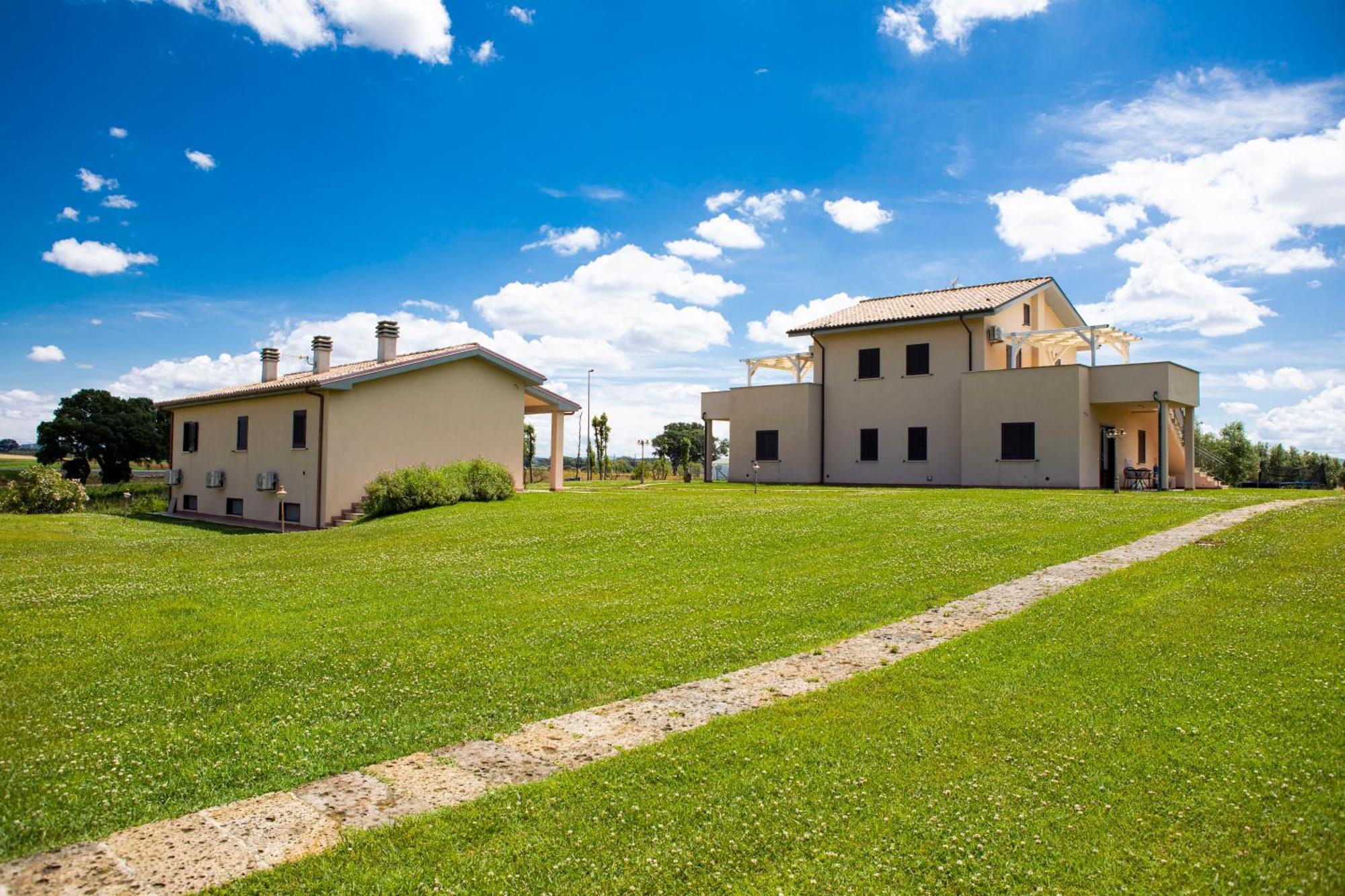 Podere Giovanni Olivo * Tarquinia