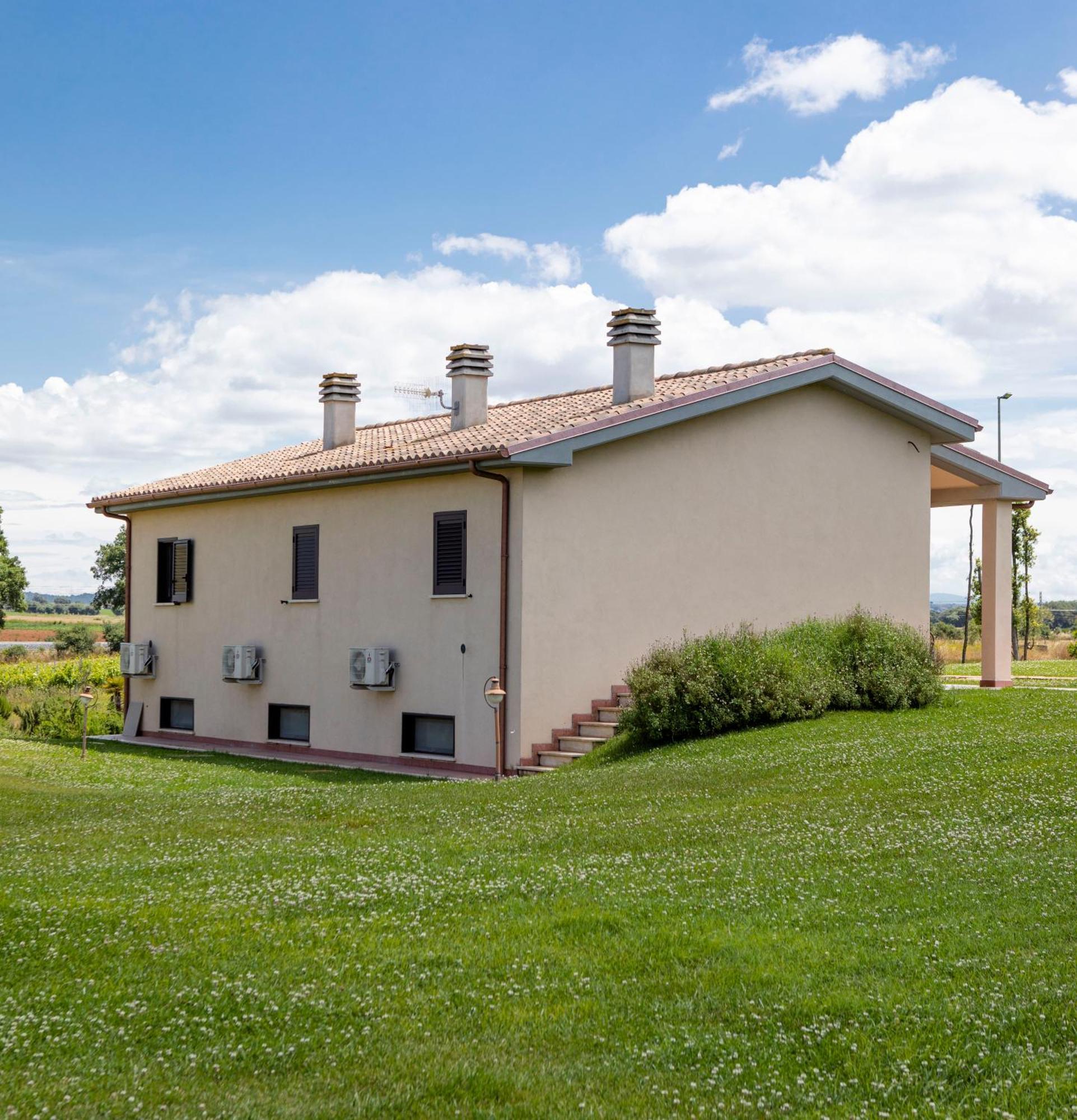Podere Giovanni Olivo Farm stay